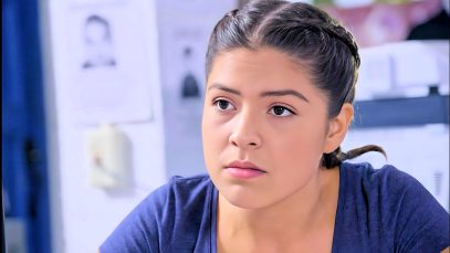 Enamorada de su espectacular compañero